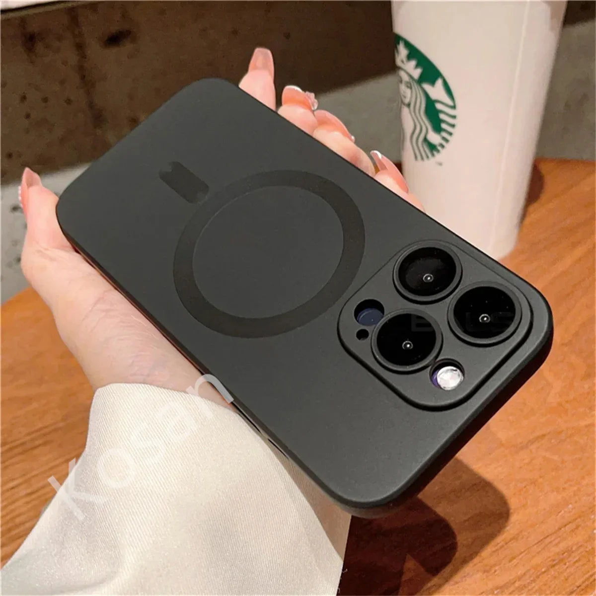 Luxury Magsafe Magnetic Phone Case Lens Protection Frosted Case Wireless Charging Case for iPhone 15 11 13 12 14 Pro Max Plus